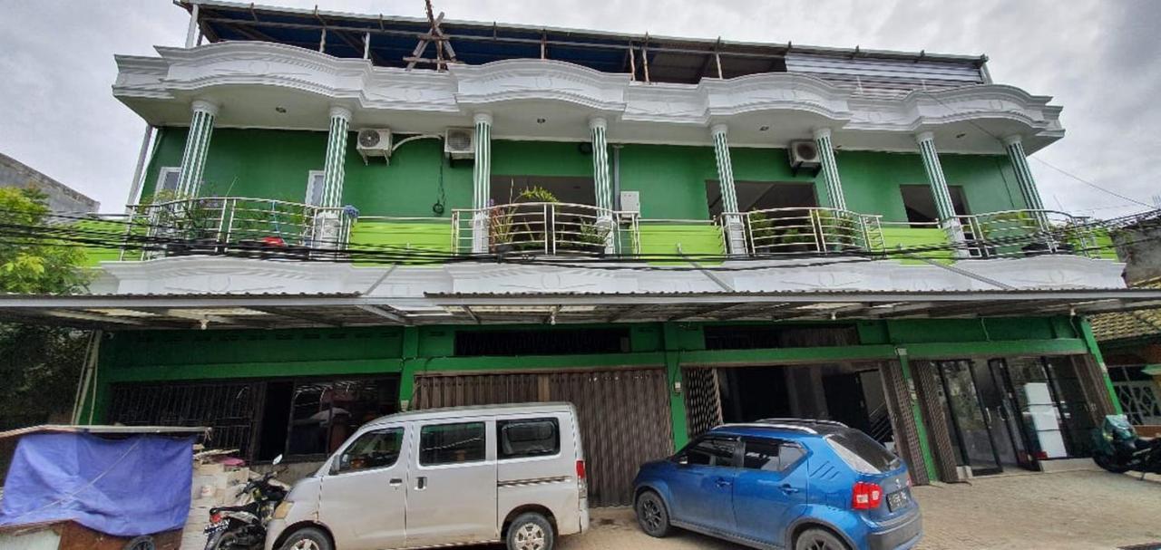 Reddoorz Plus Near Siloam Hospital Balikpapan Ngoại thất bức ảnh