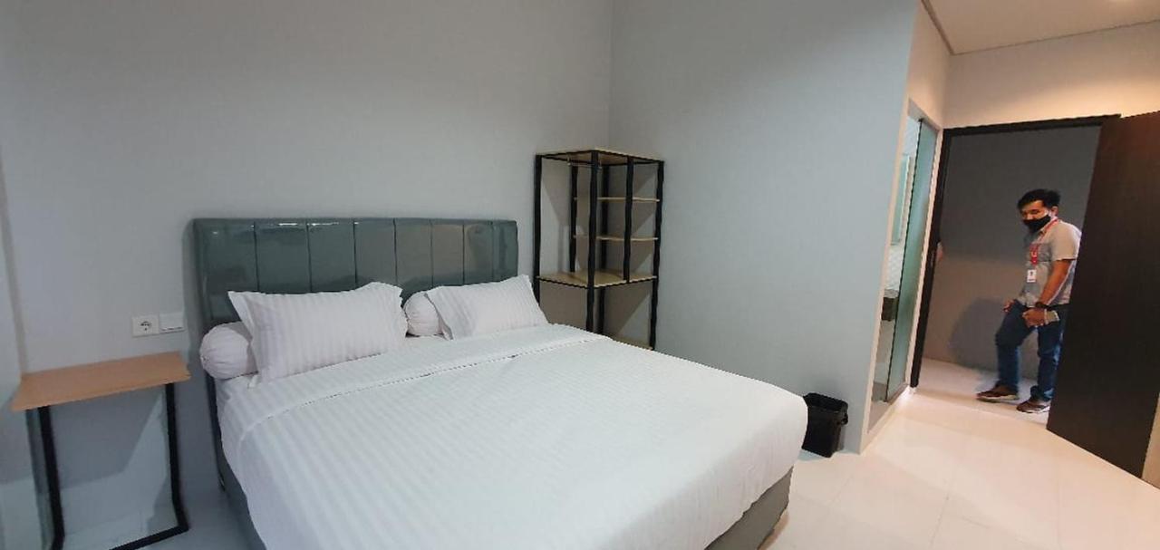 Reddoorz Plus Near Siloam Hospital Balikpapan Ngoại thất bức ảnh