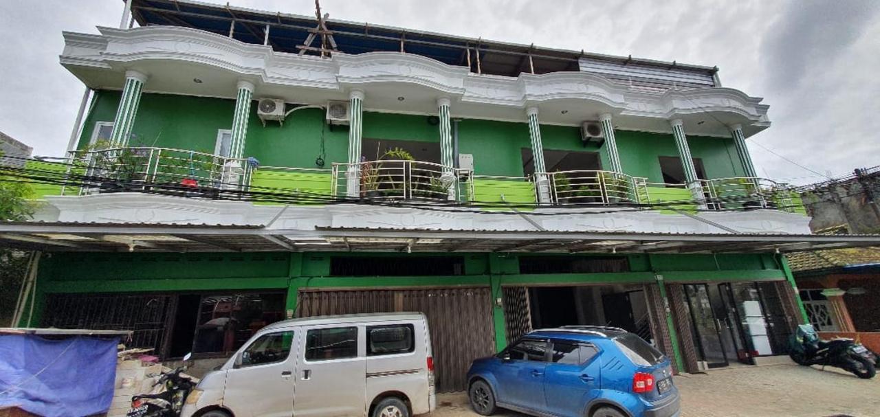 Reddoorz Plus Near Siloam Hospital Balikpapan Ngoại thất bức ảnh