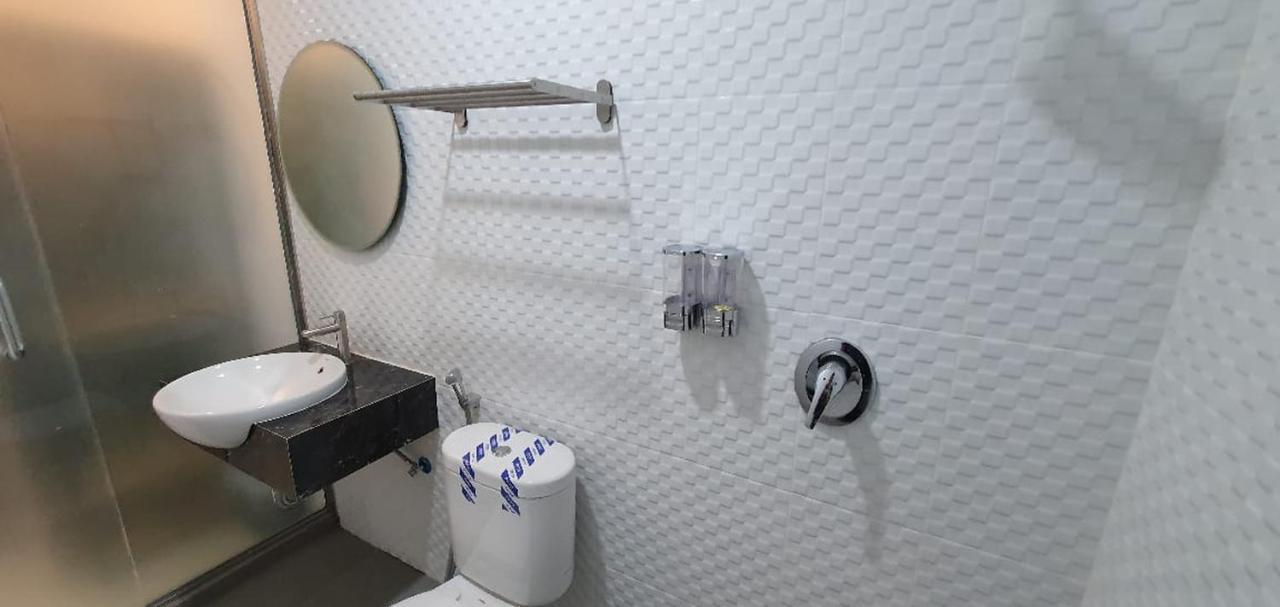 Reddoorz Plus Near Siloam Hospital Balikpapan Ngoại thất bức ảnh
