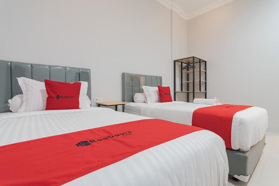 Reddoorz Plus Near Siloam Hospital Balikpapan Ngoại thất bức ảnh